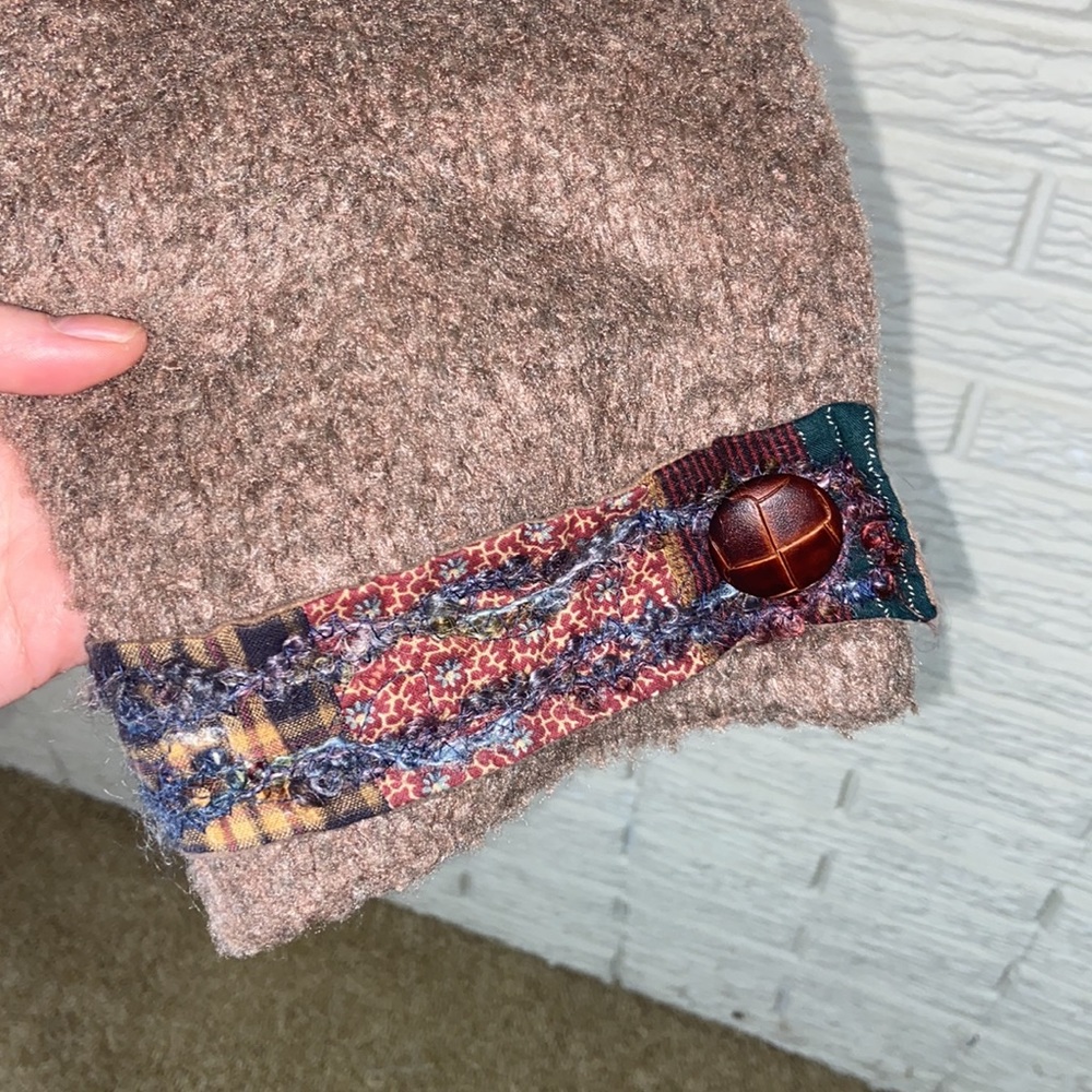 Cottage-Core Patchwork Handcrafted Embroidered Fu… - image 4